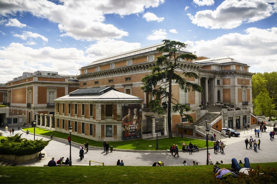building of the Prado museum during the day 