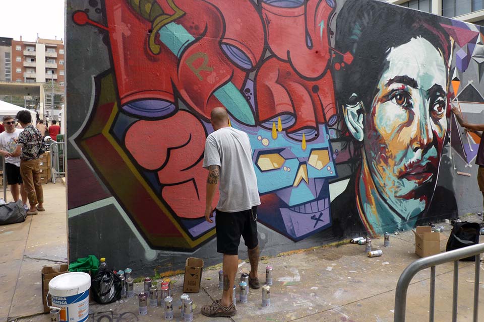 legal spots to paint graffiti and street art in barcelona