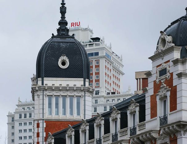 architecture tour madrid gran via