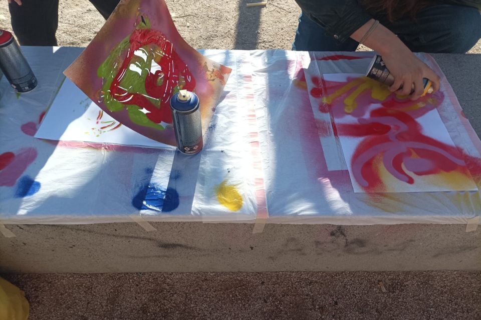 Graffiti workshop is one of the best activities for an educational trip to Madrid 